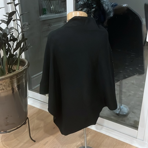 NWT La Fiorentina poncho - Picture 5 of 8